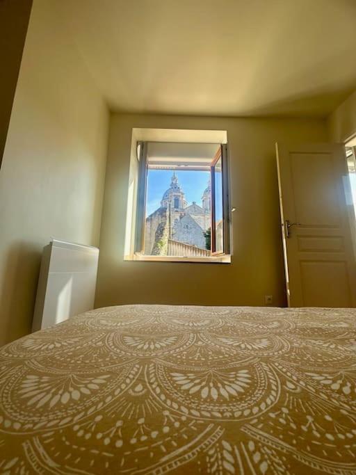Appartement Au Coeur De La Ville Fortifiee ブローニュ・シュル・メール エクステリア 写真